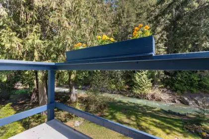 Basement Recreation Room Photo of 14450 Alpine Boulevard, Hope, BC