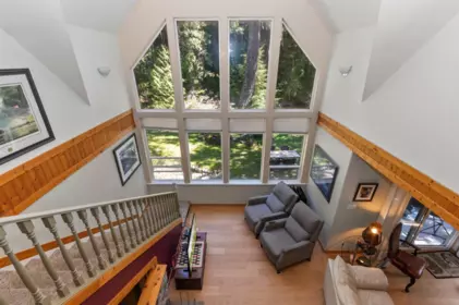 Breakfast Nook Photo of 14450 Alpine Boulevard, Hope, BC