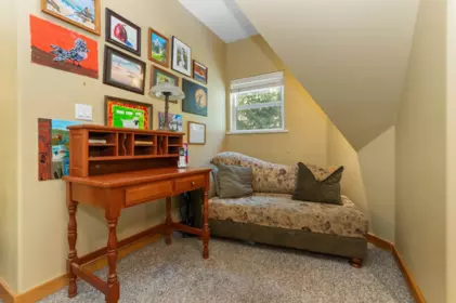 Hallway Photo of 14450 Alpine Boulevard, Hope, BC