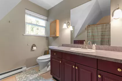 Laundry Room Photo of 14450 Alpine Boulevard, Hope, BC