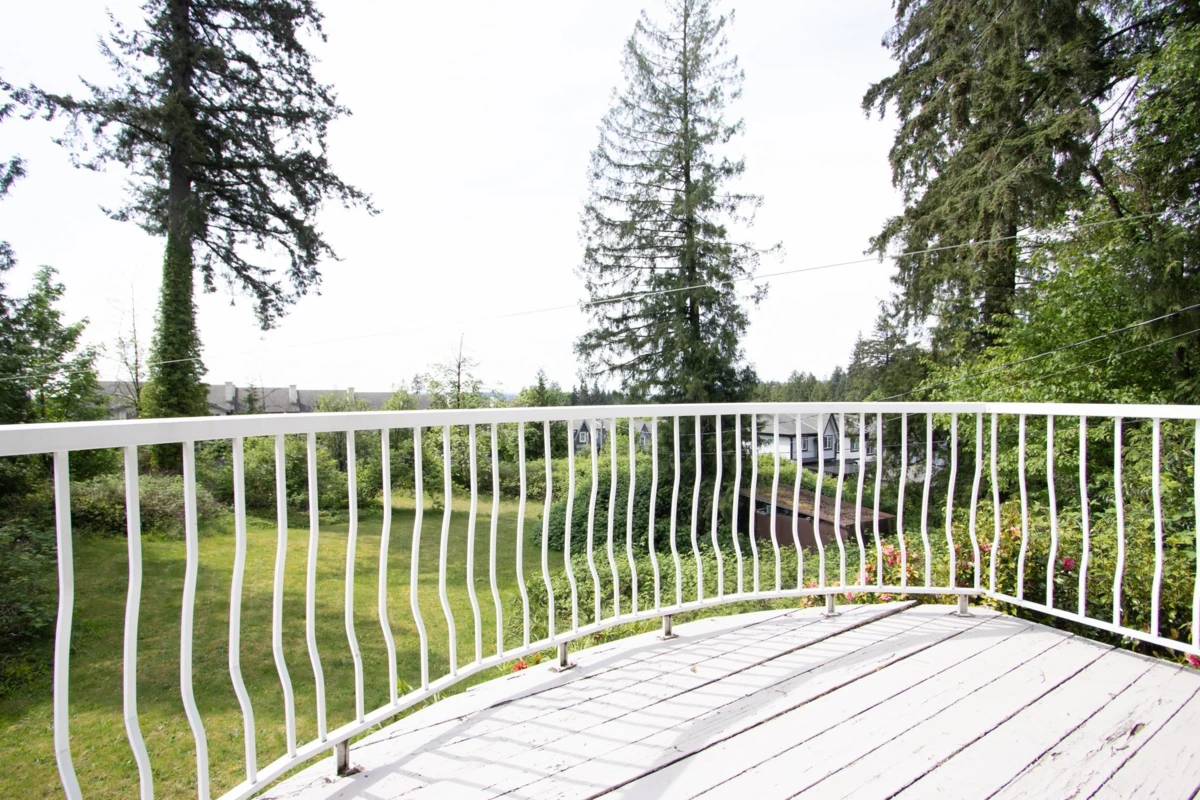 Kitchen Photo of 3417 E Roxton Avenue, Coquitlam, BC