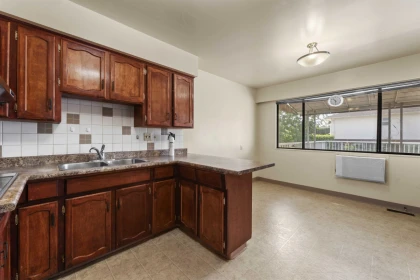 Kitchen Island Photo of 2514 E 49th Avenue, Vancouver, BC