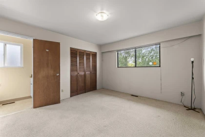 Laundry Room Photo of 2514 E 49th Avenue, Vancouver, BC