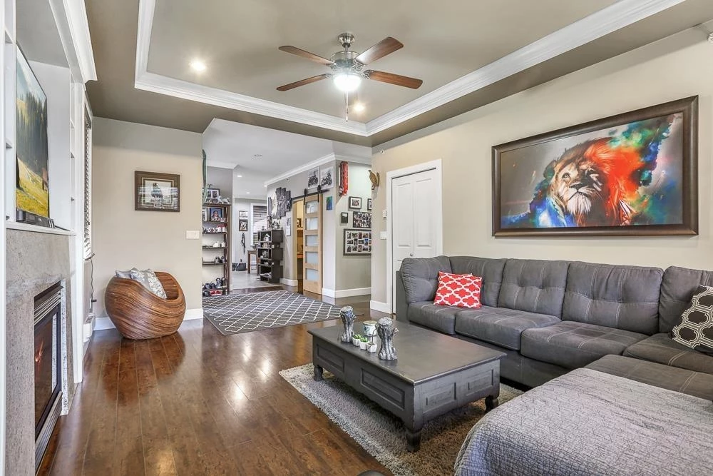 Family Room Photo of 23995 121 Avenue, Maple Ridge, BC