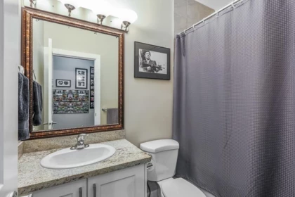 Powder Room Photo of 23995 121 Avenue, Maple Ridge, BC