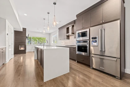 Kitchen Photo of 5 15688 28 Avenue, Surrey, BC