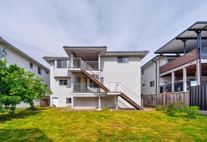 330 Wood Street, New Westminster, BC, New Westminster — Single Family Residence for sale
