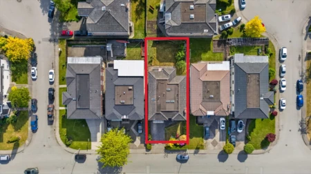 Outdoor Kitchen Photo of 330 Wood Street, New Westminster, BC