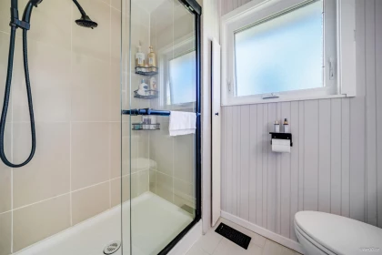 Powder Room Photo of 890 Westwood Street, Coquitlam, BC