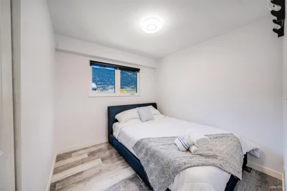 Primary Bedroom Photo of 890 Westwood Street, Coquitlam, BC