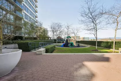 Backyard Photo of 1005 7117 Elmbridge Way, Richmond, BC