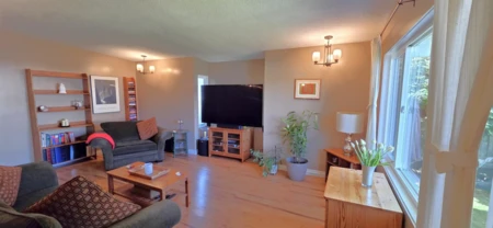 Kitchen Island Photo of 755 Adiron Avenue, Coquitlam, BC