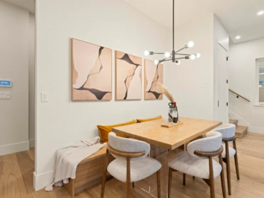 Kitchen Island Photo of 2 3919 W 18th Avenue, Vancouver, BC