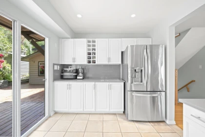 Breakfast Nook Photo of 4792 Cedarcrest Avenue, North Vancouver, BC