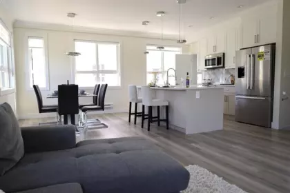 32 8181 135a Street, Surrey, BC, Surrey — Townhouse for sale