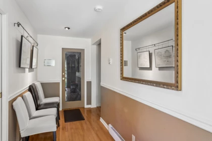 Powder Room Photo of 1390 Eagle Cliff Road, Bowen Island, BC