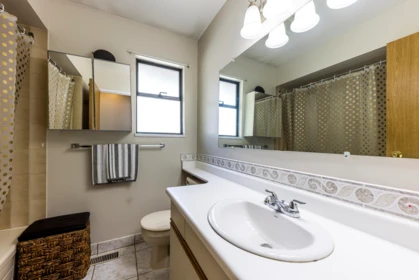 Mudroom Photo of 1184 Riverside Drive, North Vancouver, BC