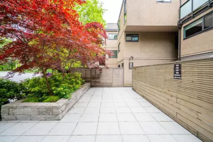 Hot Tub / Spa Photo of 697 Moberly Road, Vancouver, BC