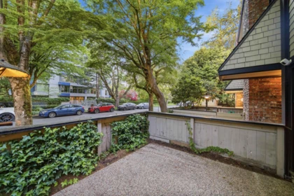 5416 Yew Street, Vancouver, BC, Vancouver — Townhouse for sale