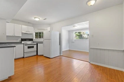 Basement Recreation Room Photo of 14271 67 Avenue, Surrey, BC