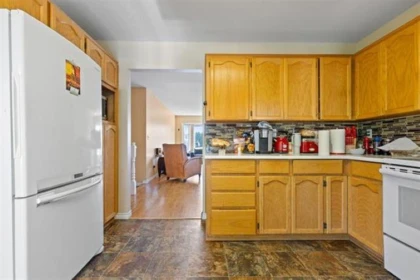 Breakfast Nook Photo of 14271 67 Avenue, Surrey, BC