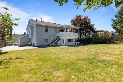 Hot Tub / Spa Photo of 14271 67 Avenue, Surrey, BC