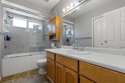 Office / Den Photo of 14271 67 Avenue, Surrey, BC