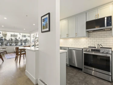 Breakfast Nook Photo of 102 2287 W 3rd Avenue, Vancouver, BC