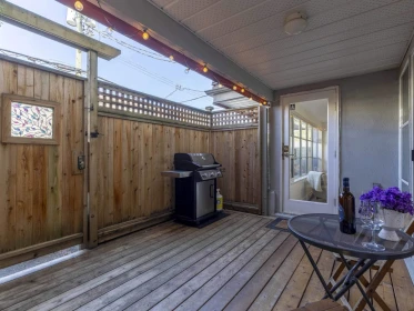 Mudroom Photo of 102 2287 W 3rd Avenue, Vancouver, BC