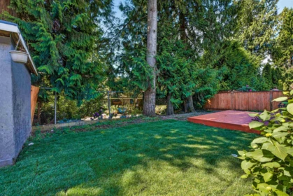 Garden / Landscaping Photo of 2388 Patricia Avenue, Port Coquitlam, BC