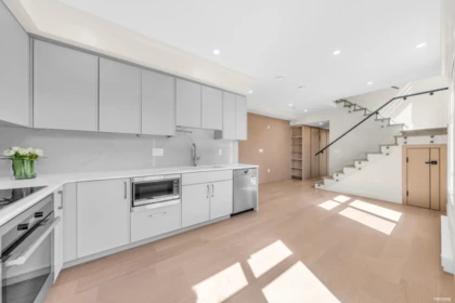 Kitchen Island Photo of 7711 Granville Street, Vancouver, BC