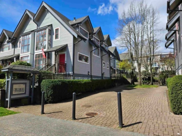 4875 Duchess Street, Vancouver, BC, Vancouver — Townhouse for sale