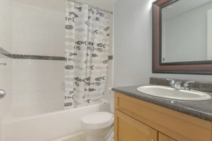 Basement Recreation Room Photo of 212 17661 58a Avenue, Surrey, BC