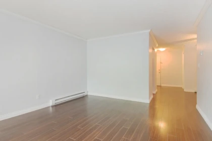 Kitchen Photo of 212 17661 58a Avenue, Surrey, BC