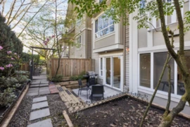 102 365 E 1st Street, North Vancouver, BC