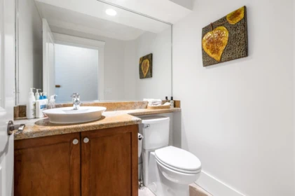 Hallway Photo of 15497 37a Avenue, Surrey, BC