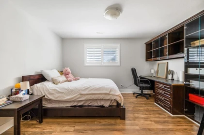 Staircase Photo of 15497 37a Avenue, Surrey, BC