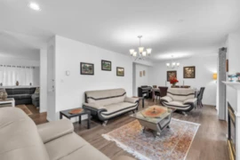 5 2382 Parkway Boulevard, Coquitlam, BC