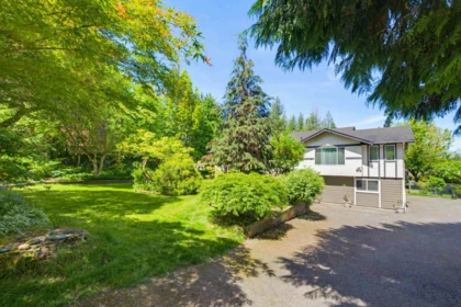 Breakfast Nook Photo of 24105 61 Avenue, Langley, BC