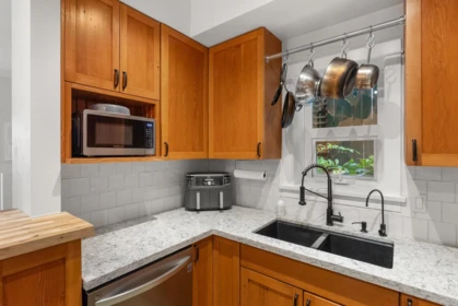 Office / Den Photo of 357 W 11th Avenue, Vancouver, BC