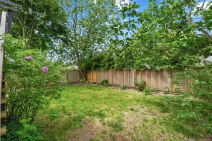 Hot Tub / Spa Photo of 11661 207 Street, Maple Ridge, BC