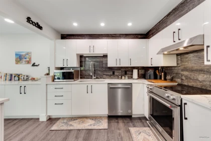 Pantry Photo of 206 7475 138 Street, Surrey, BC