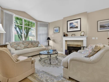 Breakfast Nook Photo of 7 15020 27a Avenue, Surrey, BC