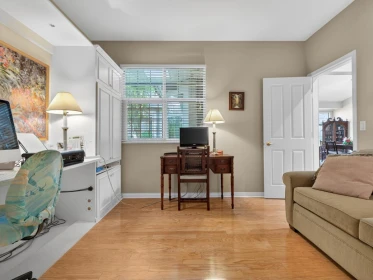 Staircase Photo of 7 15020 27a Avenue, Surrey, BC