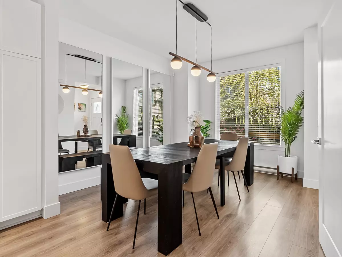 Living Room Photo of 6 9688 162a Street, Surrey, BC