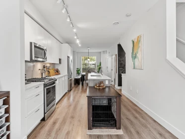 Breakfast Nook Photo of 6 9688 162a Street, Surrey, BC