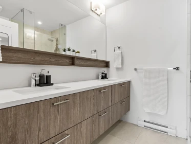 Laundry Room Photo of 6 9688 162a Street, Surrey, BC