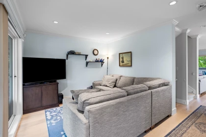 1121 St. Andrews Avenue, North Vancouver, BC, North Vancouver — Townhouse for sale
