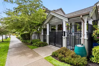 Hot Tub / Spa Photo of 1121 St. Andrews Avenue, North Vancouver, BC