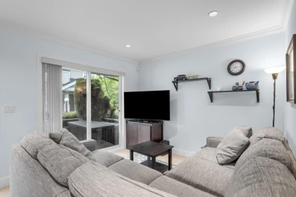1121 St. Andrews Avenue, North Vancouver, BC, North Vancouver — Townhouse for sale